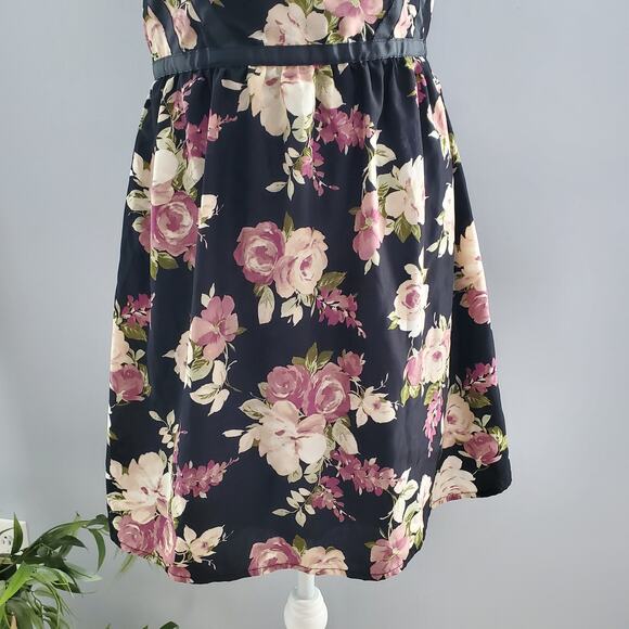 Three Pink Hearts Sleeveless Floral Blouson Dress Junior 11 - Picture 5 of 9